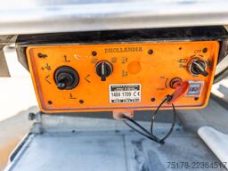 RENAULT D16 250+DHOLLANDIA 1.5T.