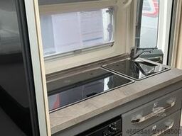 HOBBY 560 KMFE de Luxe 2025  - Autark usw.