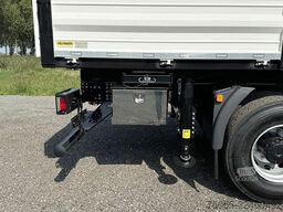 MAN TGS 33.400 BB CH Crane Truck (3 units)