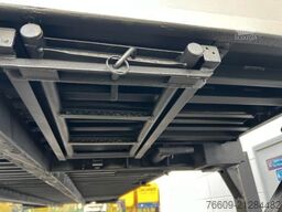 KRONE Wechselkoffer Heck Alu.- Rolltor