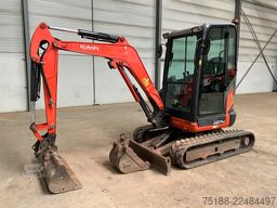 Kubota U 27-4