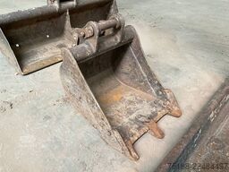 Kubota U 27-4