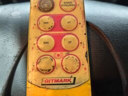 Mercedes-Benz Axor 1833 4x2 Fico 3P