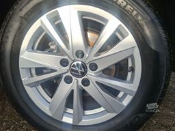 Volkswagen Touran Highline 1.5 TSI 7 Sitze -