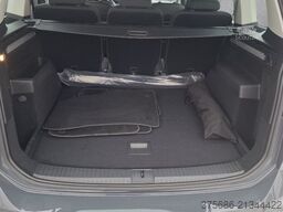 Volkswagen Touran 1.5 TSI Comf+1.Hand+Navi-Vorb.+AZV+Sitzh.