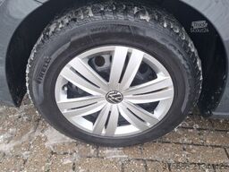 Volkswagen Touran 1.5 TSI Comf+1.Hand+Navi-Vorb.+AZV+Sitzh.