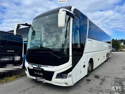 MAN Lion’s Coach Coach Bus – 53 + 2 Seats