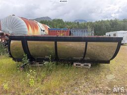 HMF Hermeler Maschinenbau P1-20 trailer with asphalt tank