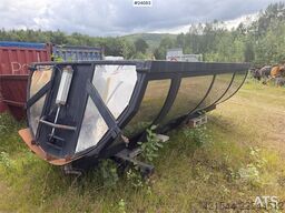 HMF Hermeler Maschinenbau P1-20 trailer with asphalt tank