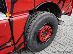 MAN TGX 33.640 6x4 tractor unit / GVM 70 t