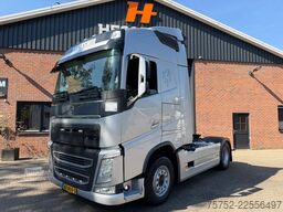 Volvo FH 420 4X2 Globetrotter Hydraulic NL Truck
