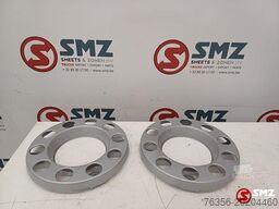 Volvo Occ set wieldoppen 22.5