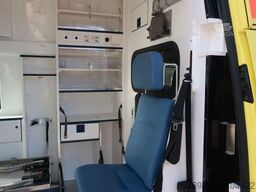 VOLKSWAGEN Nr.36 T5 KTW Klima / PDC / SHZ / DSG