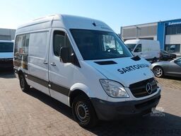MERCEDES-BENZ Sprinter II Kasten 210 CDI / Nr. 174