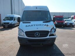 MERCEDES-BENZ Sprinter II Kasten 210 CDI / Nr. 174