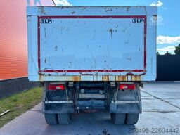 Scania R 580 8x4 RETARDER / BOX L=6120 mm
