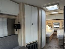 Hobby De Luxe 495 UL IC Sonder. Mod. 2026 1800 kg