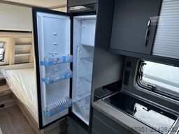 Hobby De Luxe 495 UL IC Sonder. Mod. 2026 1800 kg