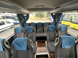 Mercedes-Benz Tourismo RHD
