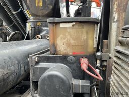 Mercedes-Benz Arocs 3251 8x4 Euro 6 Hiab 28 Tonmeter laadkraan