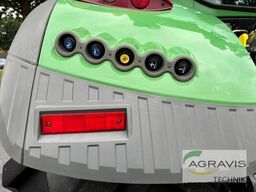 Fendt 718 VARIO S4 Profi Plus