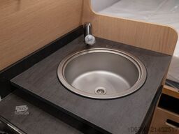 SUNLIGHT Cliff 4x4 Greentrek