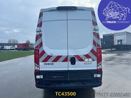 Iveco Daily 35C15V12 Double cab 7 places