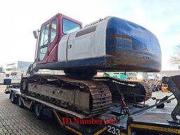 Case CX 240 B