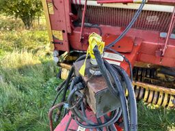 New Holland 865