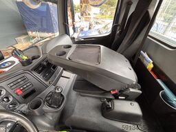 Mercedes-Benz Atego 824