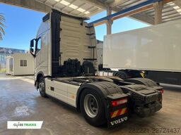 VOLVO FH 460 Globetrotter XL i-Save SideSkirts