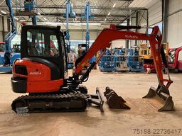Kubota KX 037-4