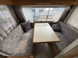 KIP KG 42 T Wohnwagen Toilet + Heizung + Vorzelt