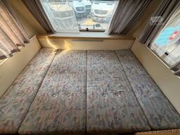 KIP KG 42 T Wohnwagen Toilet + Heizung + Vorzelt