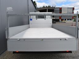 FUSO eCanter 4C15e 3Sitze Pritsche