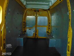 RENAULT Master 2.3 dCi 135 L3H3 -Kamera-