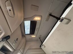 IVECO S WAY570*Klima*Retarder*verstellbare Sattelkuppl