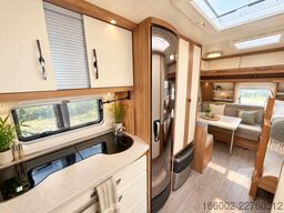 HOBBY De Luxe 515 UHK Hubbett hinten, Etagenbetten