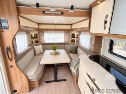 HOBBY De Luxe 515 UHK Hubbett hinten, Etagenbetten