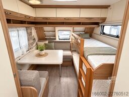 HOBBY De Luxe 515 UHK Hubbett hinten, Etagenbetten