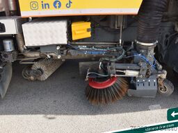 VOLVO FL 240 Lorenz Kehrmaschine Hochdruckreiniger