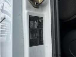 MERCEDES-BENZ Actros 2544 6x2 Thermoking TS-300