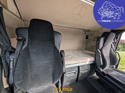 Mercedes-Benz Actros 1851