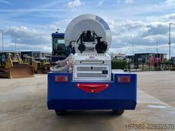 Giga power GW5500 Self Loading Concrete Mixer