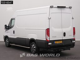 Iveco Daily 35S13 Automaat L2H2 3,5t Trekhaak Airco C...