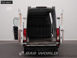 Iveco Daily 35S13 Automaat L2H2 3,5t Trekhaak Airco C...