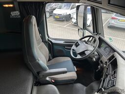 Volvo FM 330 Globetrotter / 742 dkm / VEB+ / Spoilers...