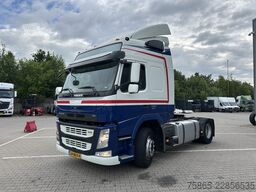 Volvo FM 330 Globetrotter / 742 dkm / VEB+ / Spoilers...