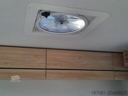 CHALLENGER Teilintegriert S Sport Edition S 217