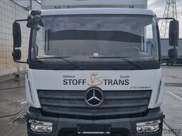 Mercedes-Benz Atego 818